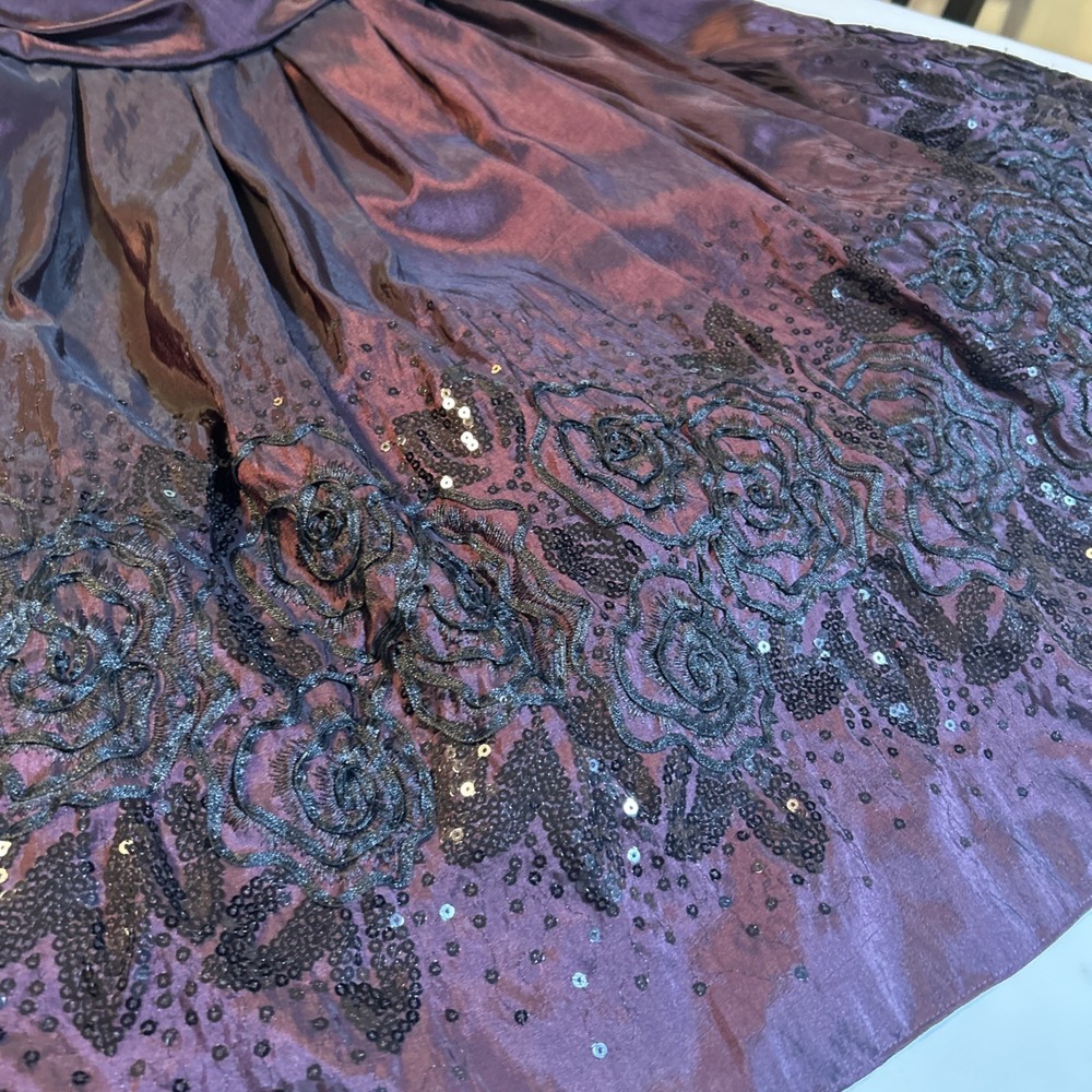 SL Fashions ~ Eggplant Purple V-Neck Pleated Fit & Flare Party Dress 8P NEW $128 - Picture 5 of 12